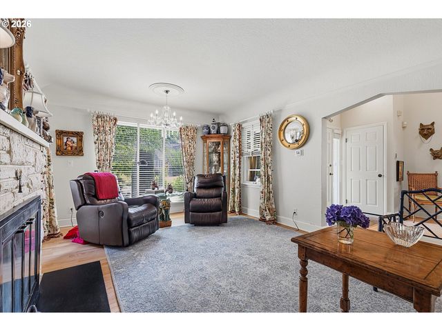 1831 Ne 61ST Ave, Portland, OR 97213