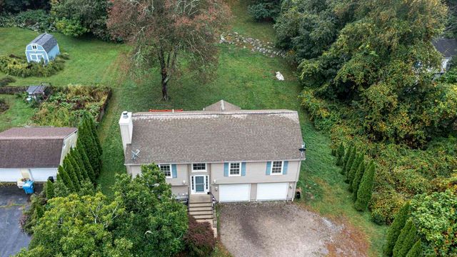 10 Mathieu Street, Norwich, CT 06380