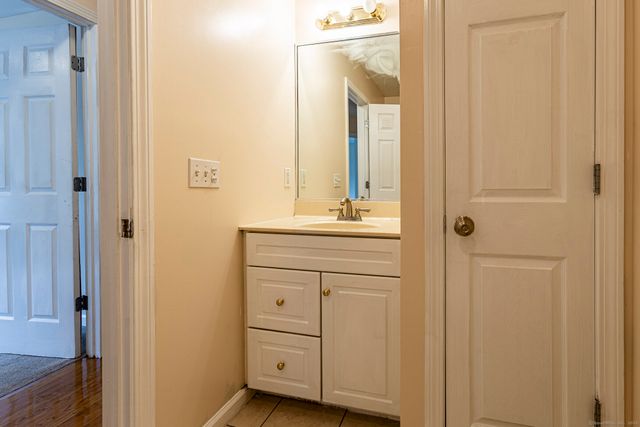 10 Mathieu Street, Norwich, CT 06380