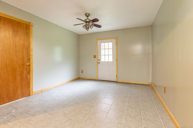 10 Mathieu Street, Norwich, CT 06380