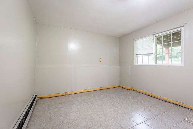 10 Mathieu Street, Norwich, CT 06380