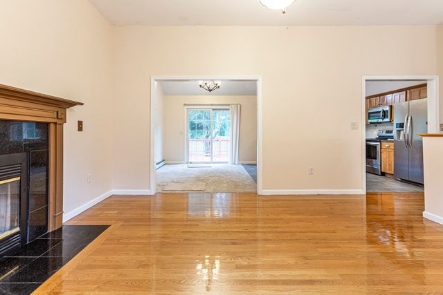 10 Mathieu Street, Norwich, CT 06380