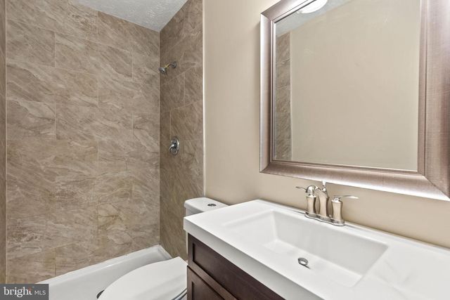 2324 KENT CT, Waldorf, MD 20602