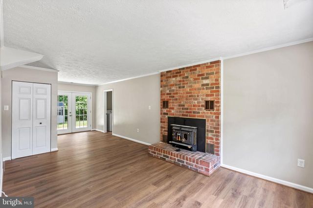 2324 KENT CT, Waldorf, MD 20602