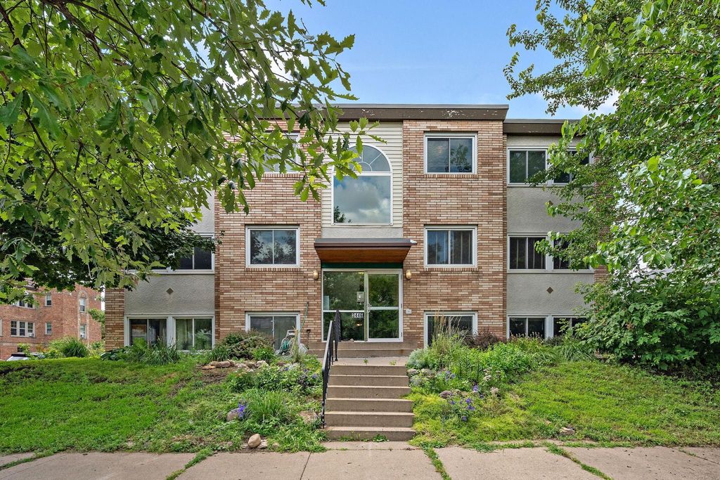 3446 Pleasant Avenue 2, Minneapolis, MN 55408