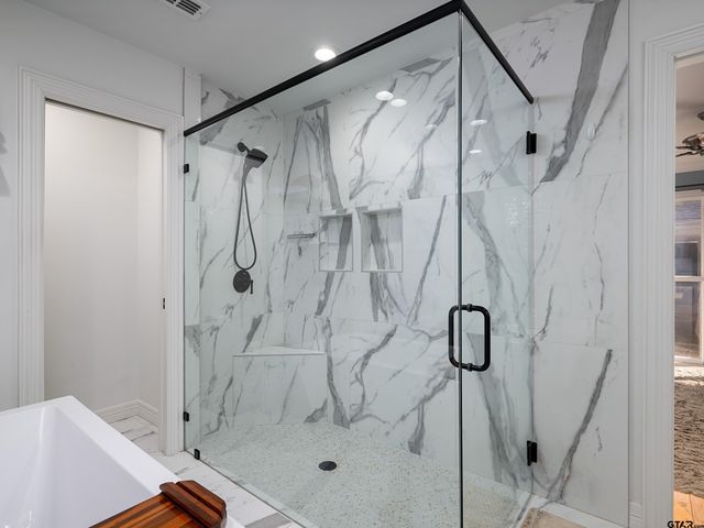 8212 Cambridge Rd, Tyler, TX 75703