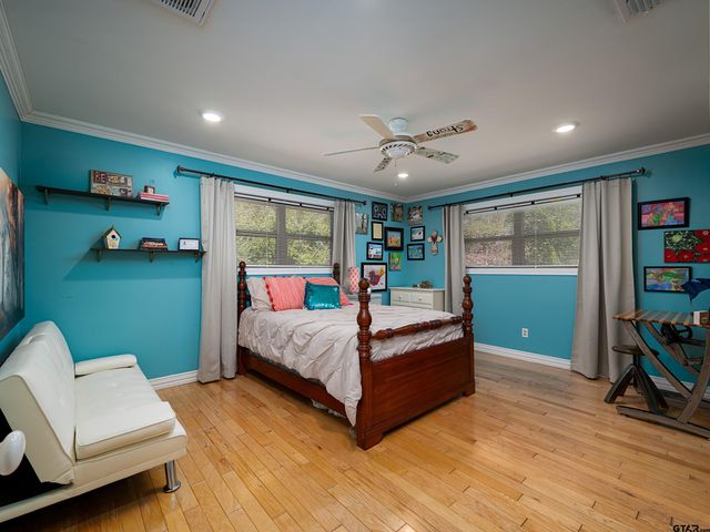 8212 Cambridge Rd, Tyler, TX 75703