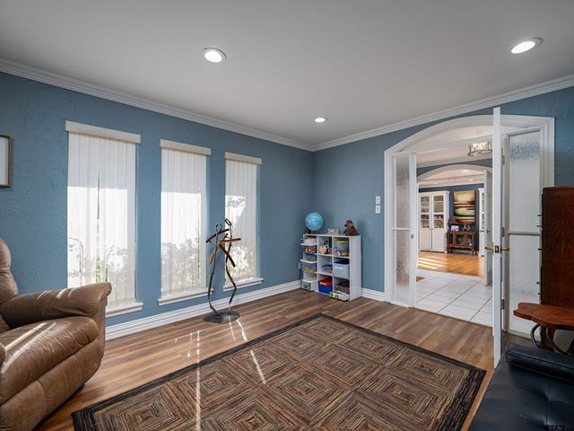 8212 Cambridge Rd, Tyler, TX 75703