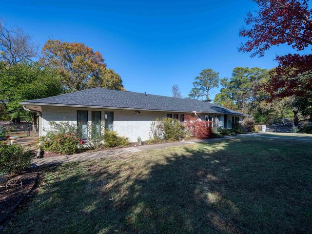 8212 Cambridge Rd, Tyler, TX 75703