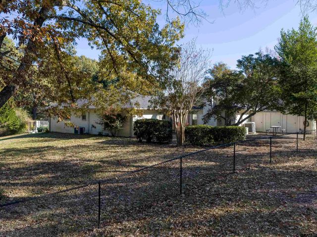 8212 Cambridge Rd, Tyler, TX 75703