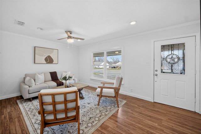 3417 Haltom Road, Haltom City, TX 76117