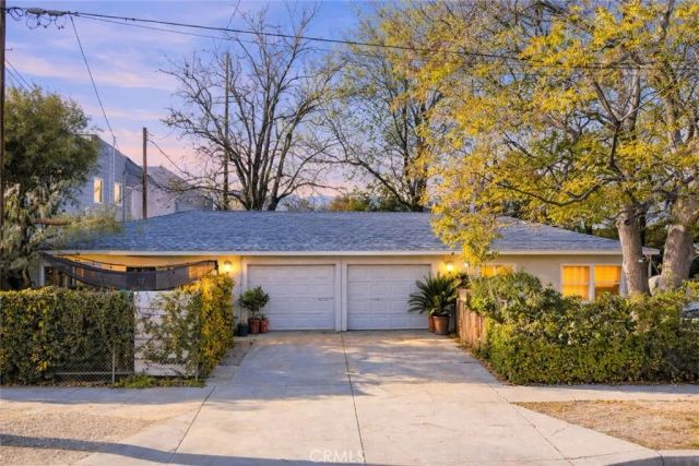 24513 Walnut, Newhall, CA 91321
