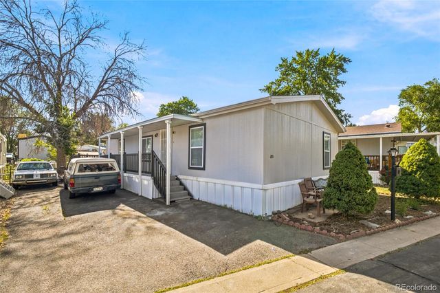 281 Skylark Circle, Lafayette, CO 80026