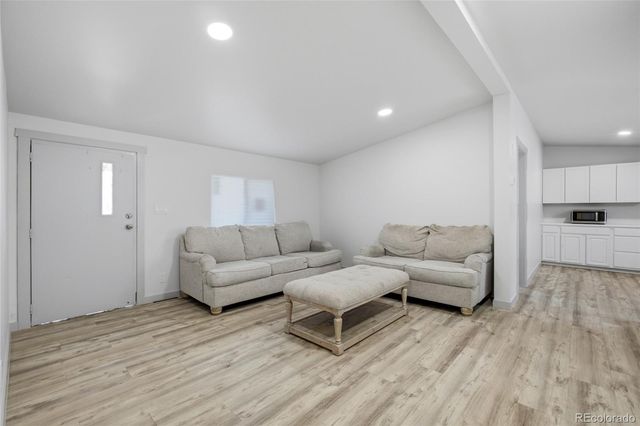 281 Skylark Circle, Lafayette, CO 80026