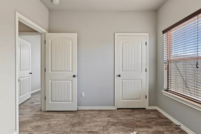 20575 Creekside Drive, Harrah, OK 73045