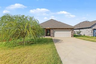 20575 Creekside Drive, Harrah, OK 73045
