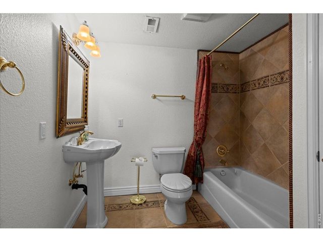 12700 Utica Cir, Broomfield, CO 80020
