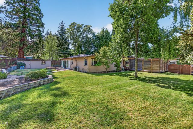 2201 Siskiyou Boulevard, Medford, OR 97504