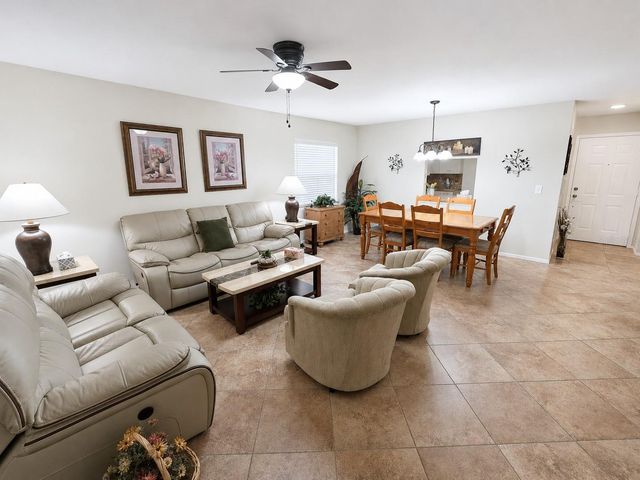 225 OAK HILL DRIVE 10, Sarasota, FL 34232