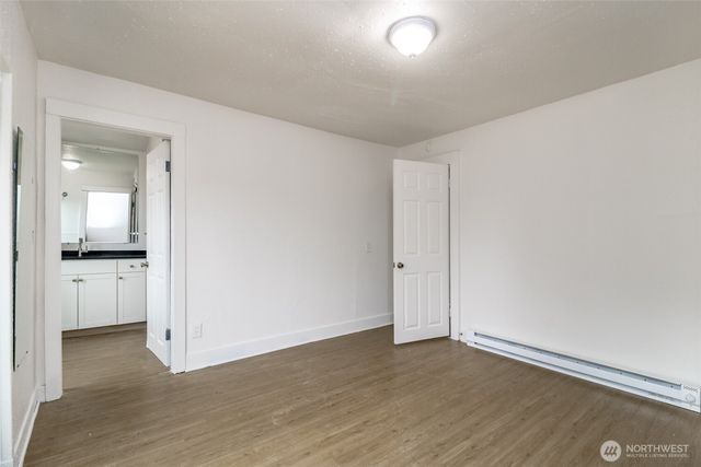 14402 56th Avenue S #B, Tukwila, WA 98168