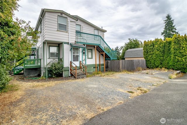 14402 56th Avenue S #B, Tukwila, WA 98168