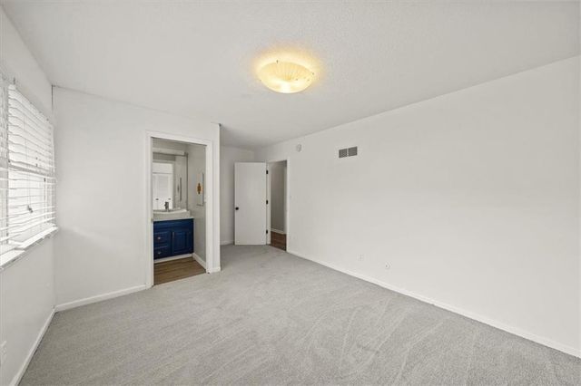514 Forest Avenue, Kansas City, MO 64106