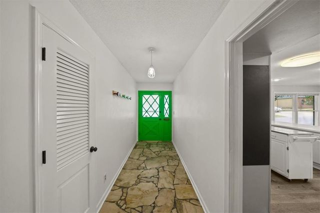 514 Forest Avenue, Kansas City, MO 64106
