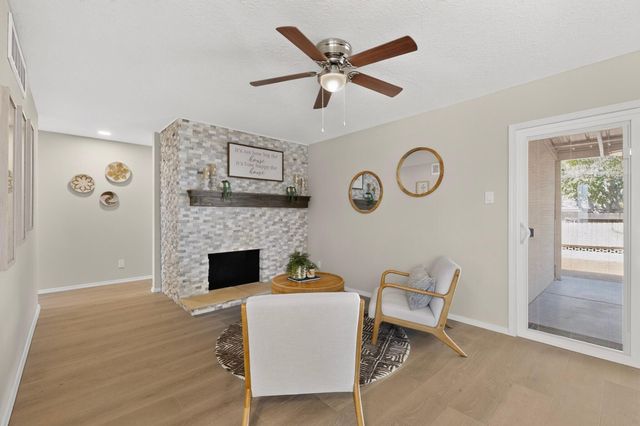 9313 Las Calabazillas Road NE, Albuquerque, NM 87111