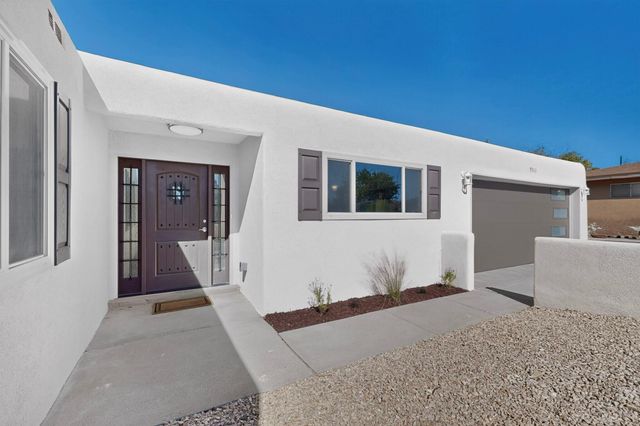 9313 Las Calabazillas Road NE, Albuquerque, NM 87111