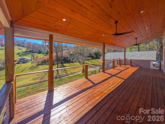 7854 E US Highway 19E None, Burnsville, NC 28714