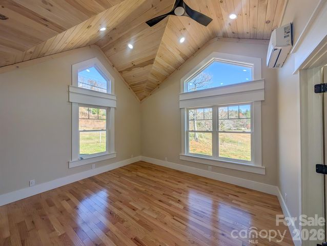 7854 E US Highway 19E None, Burnsville, NC 28714