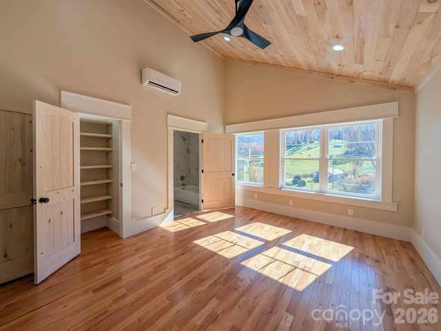 7854 E US Highway 19E None, Burnsville, NC 28714