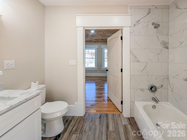 7854 E US Highway 19E None, Burnsville, NC 28714