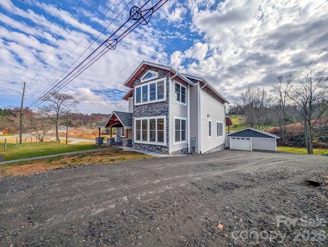 7854 E US Highway 19E None, Burnsville, NC 28714