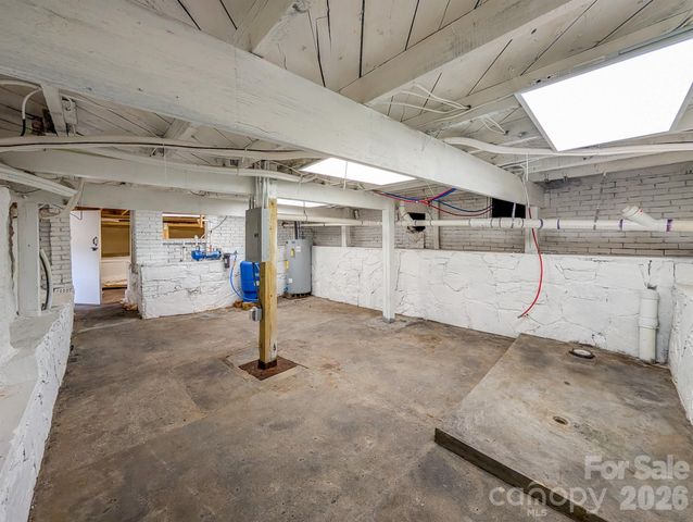7854 E US Highway 19E None, Burnsville, NC 28714
