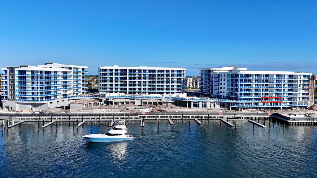 2200 Pga Boulevard 103, Palm Beach Gardens, FL 33408