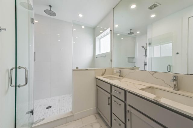 2408 Emancipation Avenue A, Houston, TX 77004