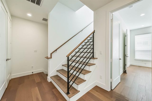 2408 Emancipation Avenue A, Houston, TX 77004
