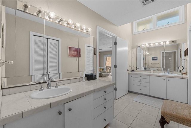 7105 Broadway Street, Galveston, TX 77554