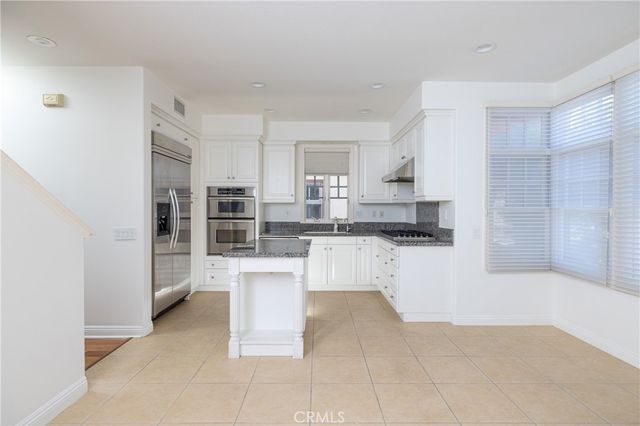 2500 Bungalow Place, Corona Del Mar, CA 92625