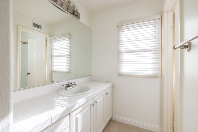 2500 Bungalow Place, Corona Del Mar, CA 92625
