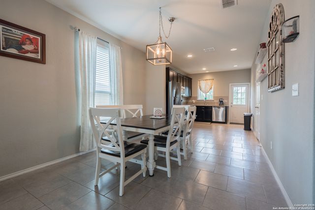 9719 Harbor Mist Lane, Converse, TX 78109