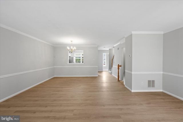 299 S PICKETT ST, Alexandria, VA 22304