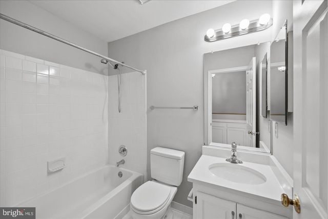 299 S PICKETT ST, Alexandria, VA 22304