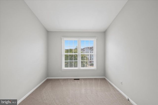 299 S PICKETT ST, Alexandria, VA 22304