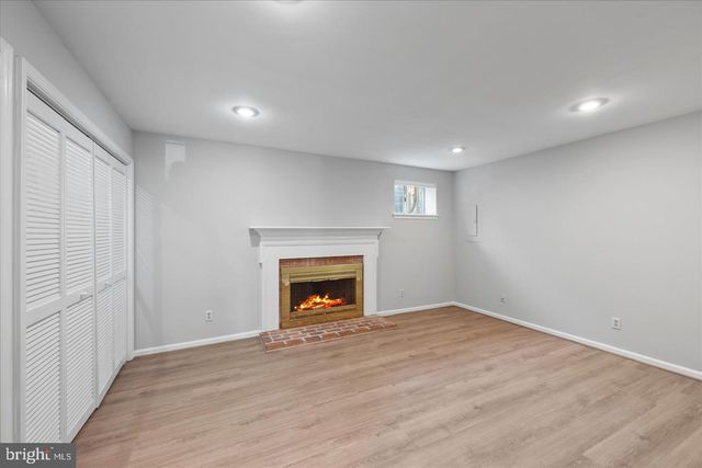 299 S PICKETT ST, Alexandria, VA 22304