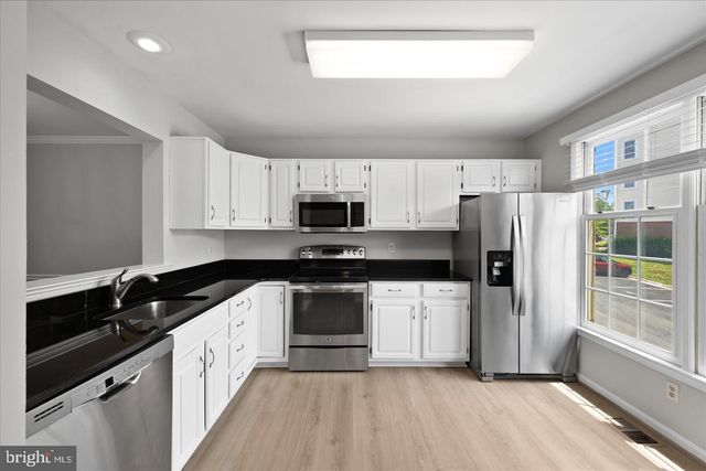 299 S PICKETT ST, Alexandria, VA 22304