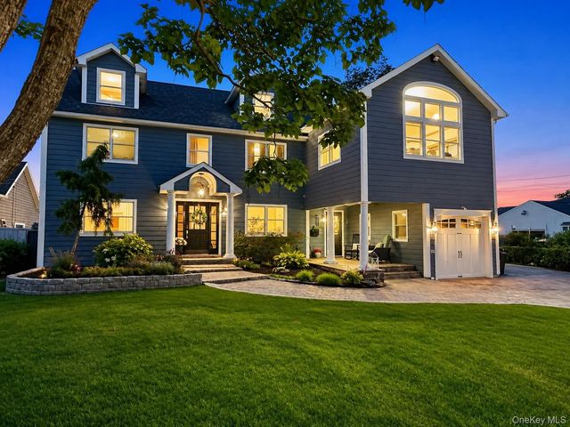 230 W Islip Road, West Islip, NY 11795