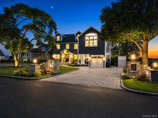 230 W Islip Road, West Islip, NY 11795