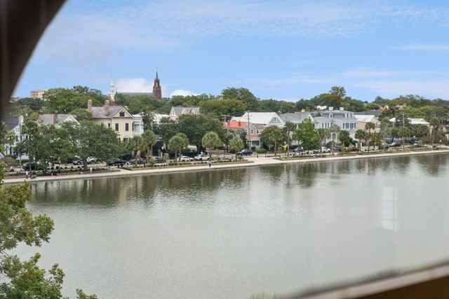55 Ashley Avenue 18, Charleston, SC 29401